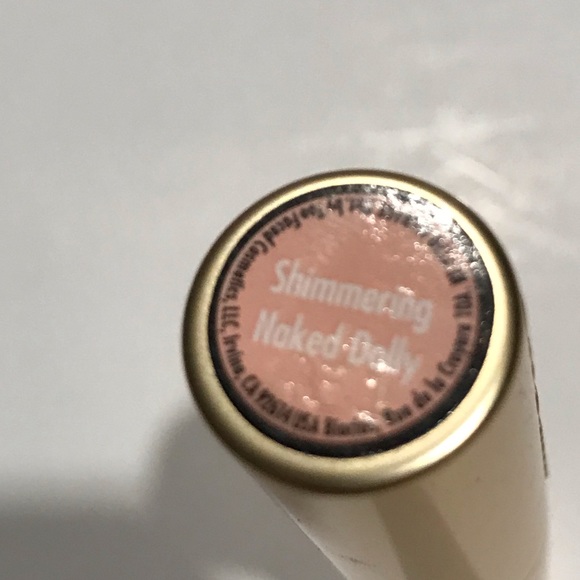 Too faced lipstick 💄 - Picture 6 of 11